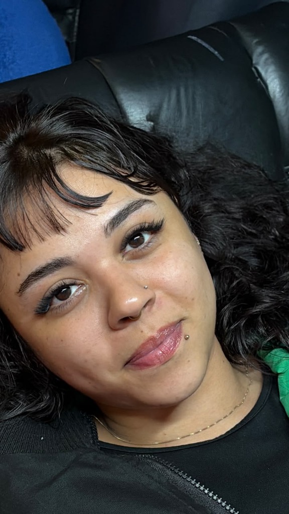 Lash design e sobrancelhas harmoniosas